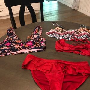 Bundle Bikini 3 Tops and a bottom Medium. Floral and Red Bikini Set